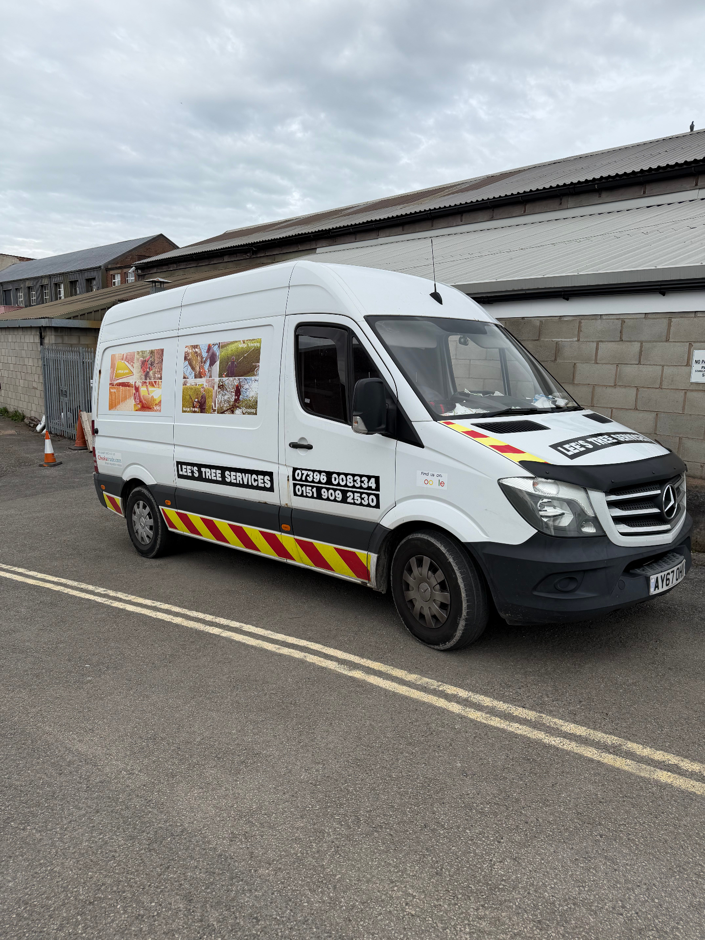 Lee's work van
